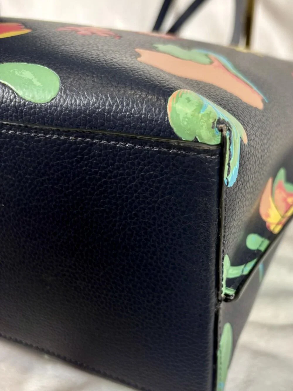 Coach Mollie Tote with Dreamy Land Floral Print and Bunny Lulu Charm - Picture 7 of 16